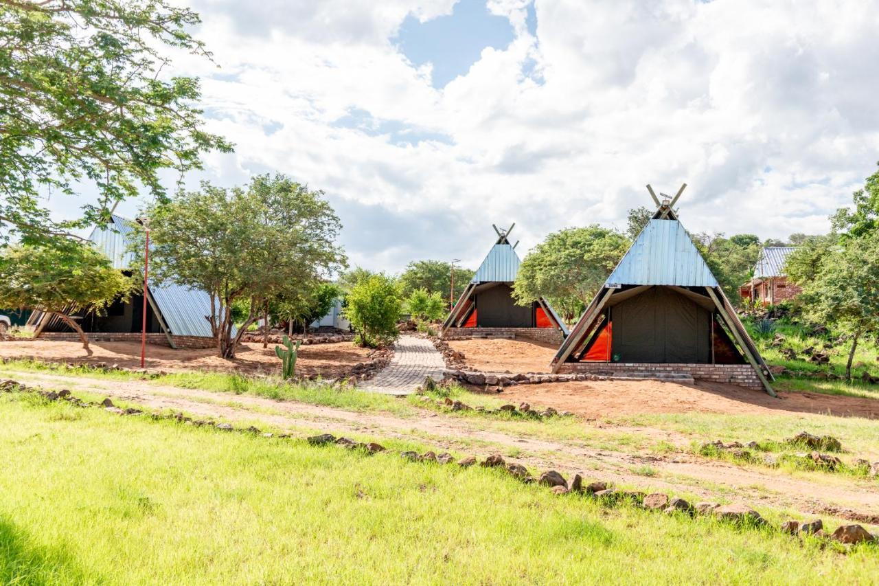 Отель Tana Safaris Bush Camp Очиваронго Экстерьер фото